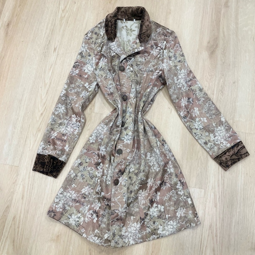 Gold and brown jacquard style floral velvet collar trench coat